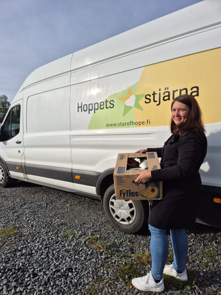 Hoppets stjärna bjuder in till evenemang på Åland 2025 med föreläsning, gemenskap och insamling av kläder, ryggsäckar och julpaket.